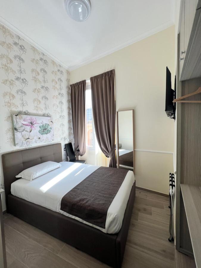 Hotel Le Petit Рим Экстерьер фото