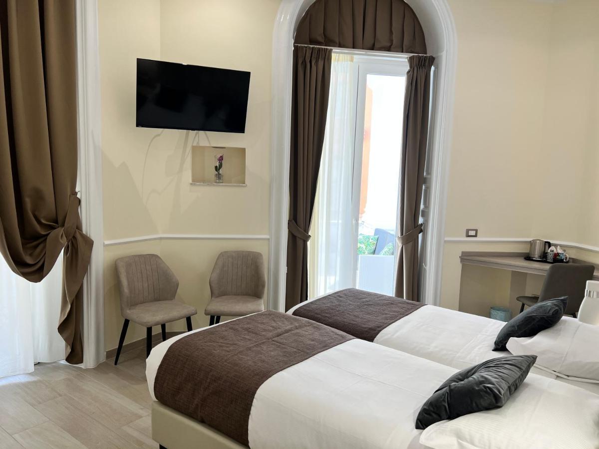 Hotel Le Petit Рим Экстерьер фото