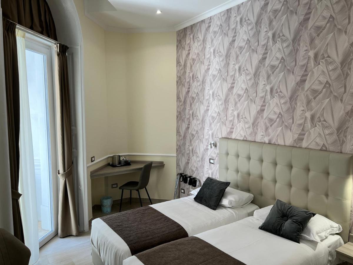 Hotel Le Petit Рим Экстерьер фото
